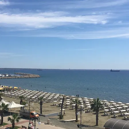 Alex Beach Apartment 31 Larnaca Exterior photo