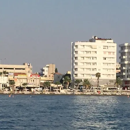 Alex Beach Apartment 31 Larnaca Exterior photo